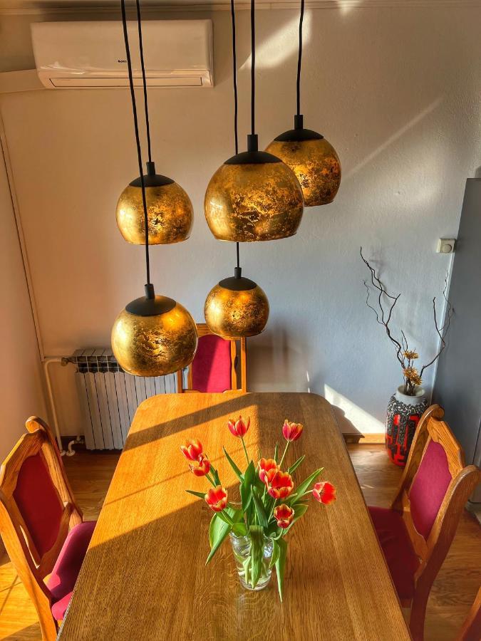 Apartmani Mia Palit エクステリア 写真