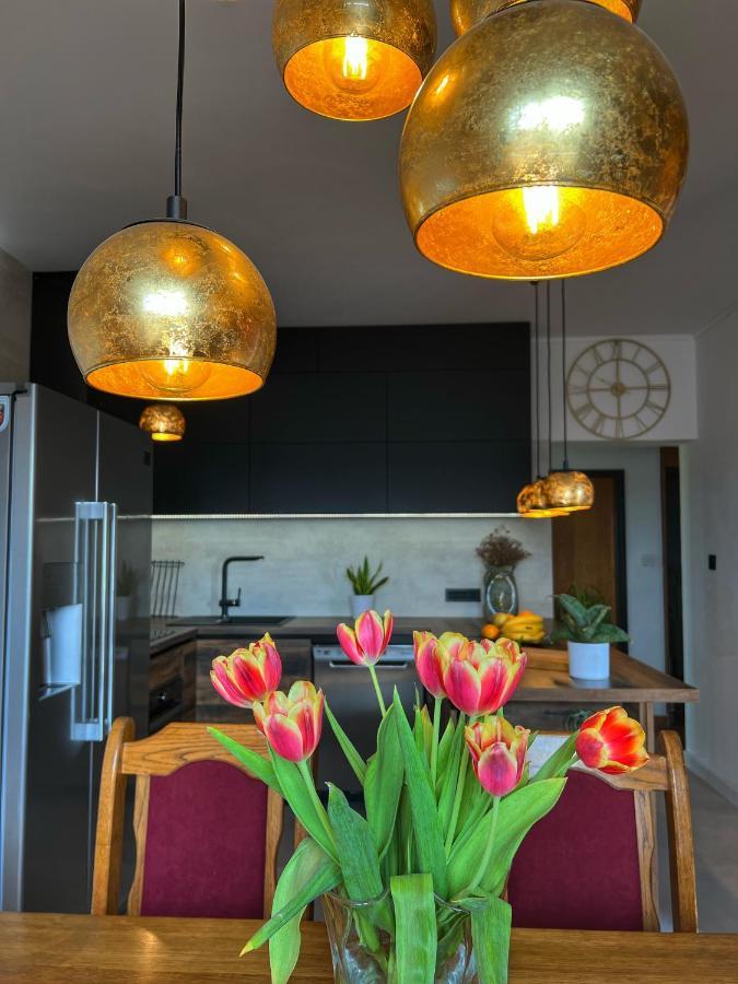 Apartmani Mia Palit エクステリア 写真